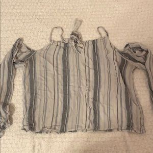 Aero Off the shoulder with straps